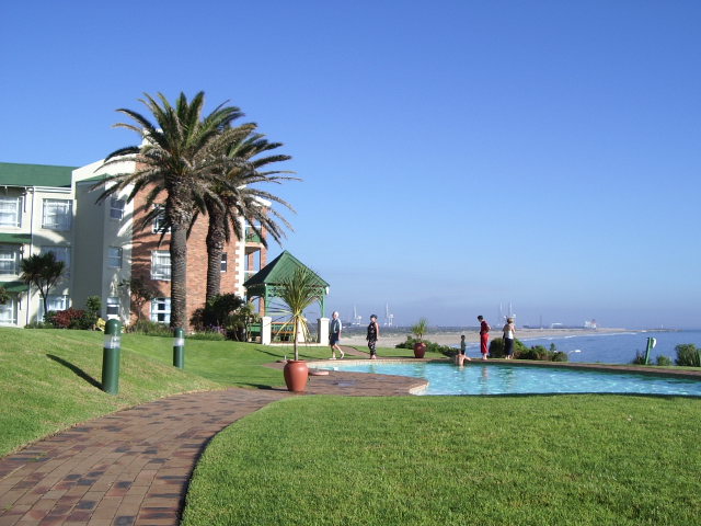 050305portelizabeth0756.jpg