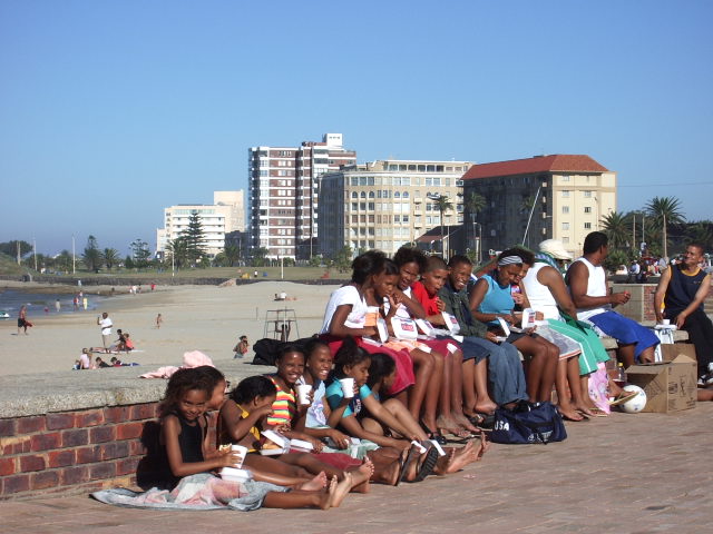 050305portelizabeth1625.jpg