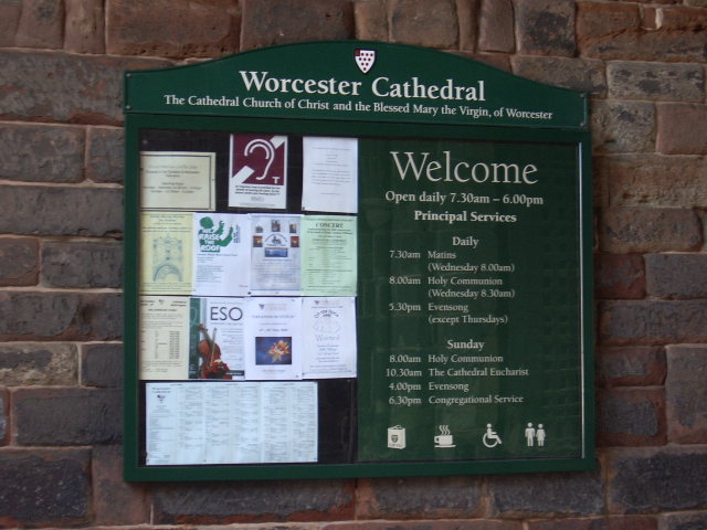 080412worcestercathedral1526.jpg