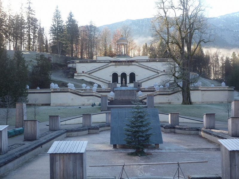 20141205linderhof1022.jpg