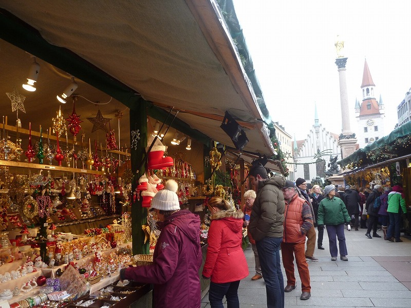 20141209munich1415marienplatz.jpg