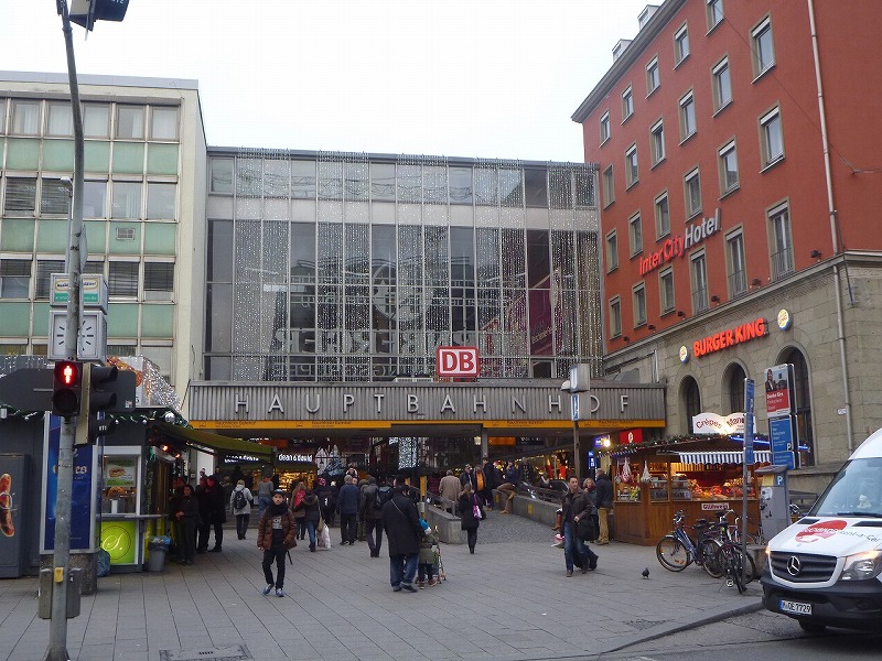 20141209munich1507hauptbahnhof.jpg