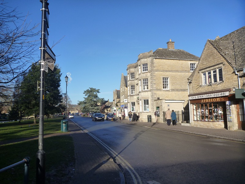 20161204_1122bourton_on_the_water.jpg