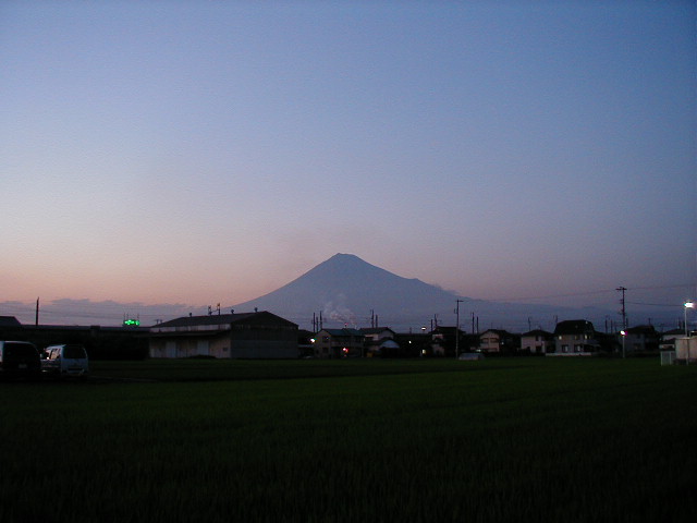 020711fuji1917.jpg
